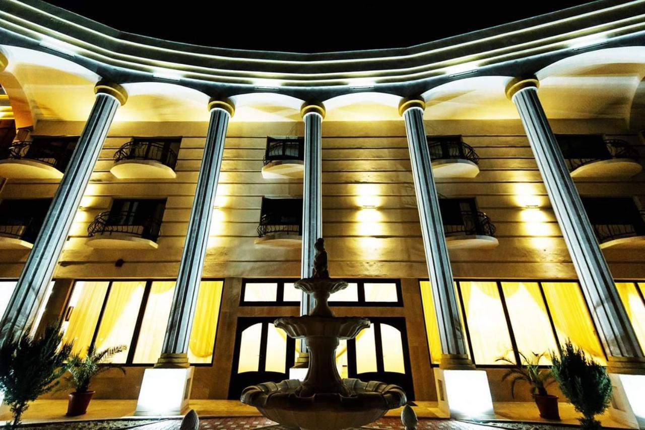 Grand Hotel Baroc Zalau Exterior photo