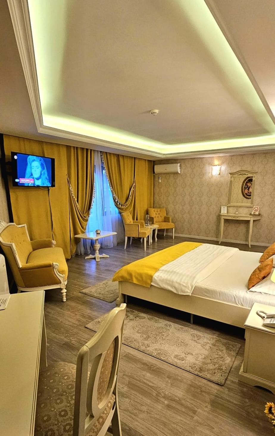 Grand Hotel Baroc Zalau Exterior photo